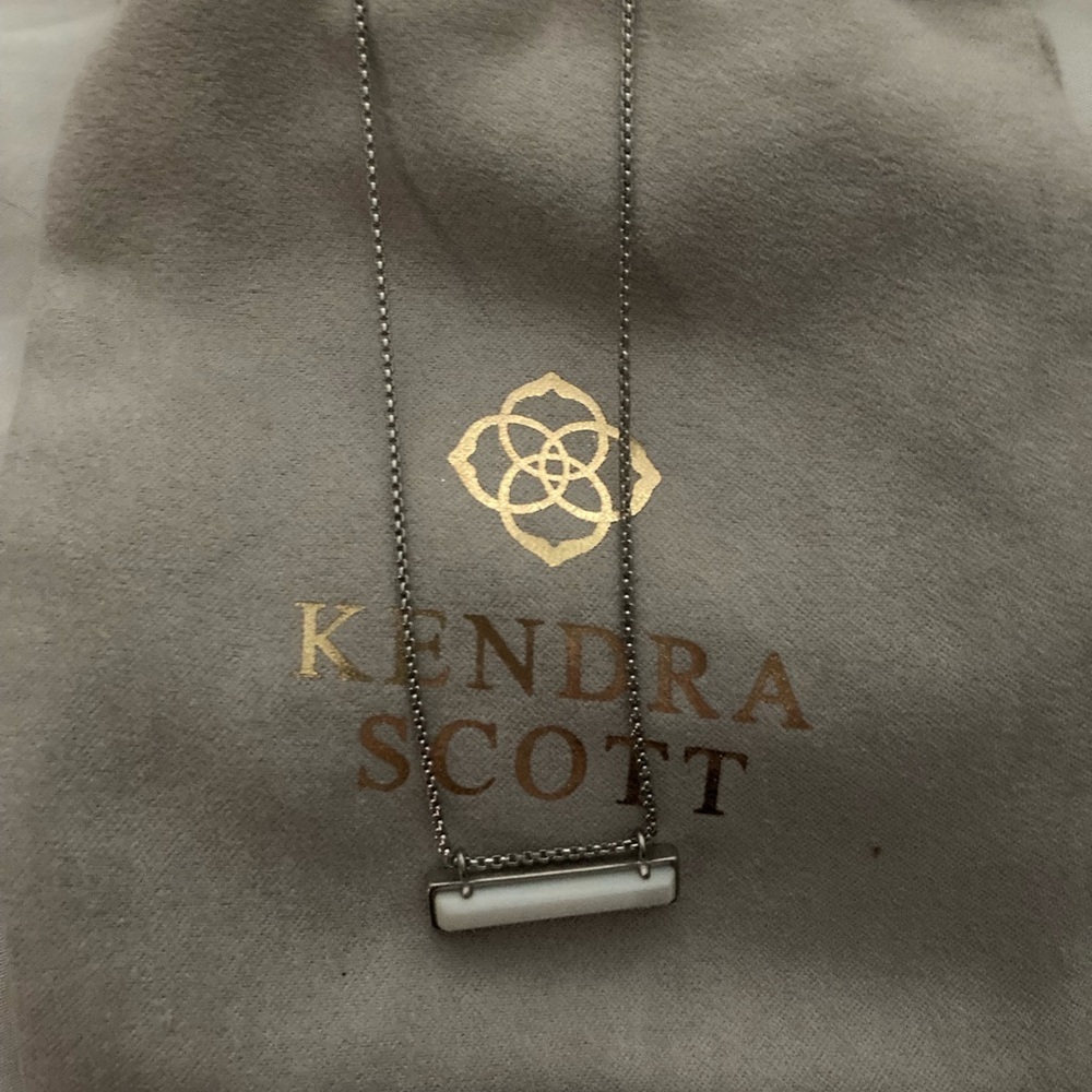 Kendra Scott Silver and White Bar Necklace with Box and Dust Bag NWT